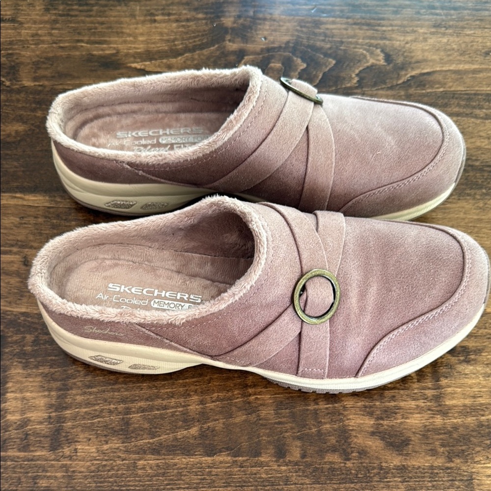 Skechers Mauve Mules with Faux Fur Lining